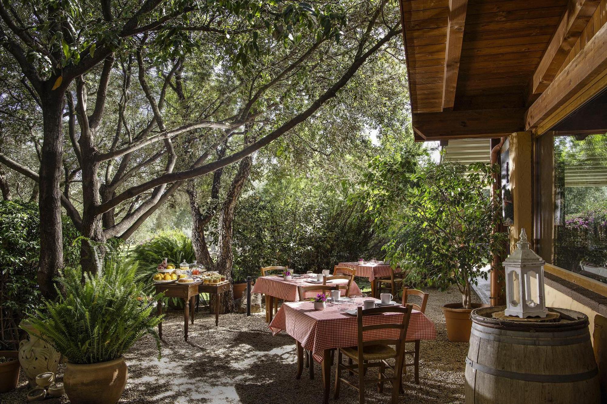 Agriturismo La Biada Is Morus Exterior photo